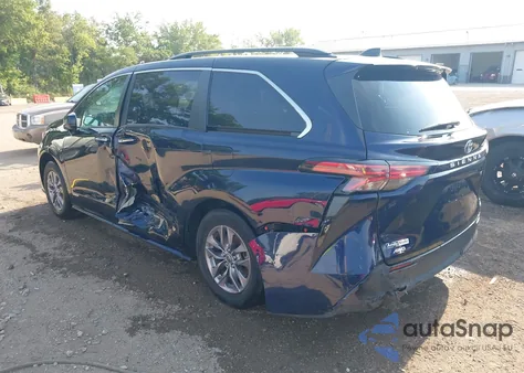 2021 Toyota Sienna Xle z USA, uszkodzony, nr VIN 5TDYSKFC2MS027617